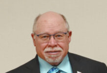
			
				                                Retiring President Doug Darling, LRSC
 
			
		