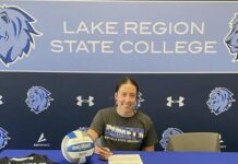 
			
				                                Photos via Mayville State Volleyball social media
 
			
		