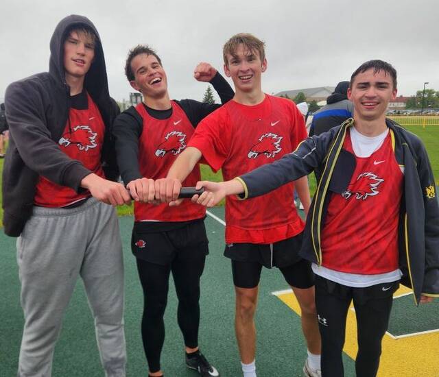 131519503_web1_rainy-qualifiers
Joel Nelson, Adam Sobolik, Noah Azure, Zane Bennett (Photo via Devils Lake Firebirds Track and Field Facebook)