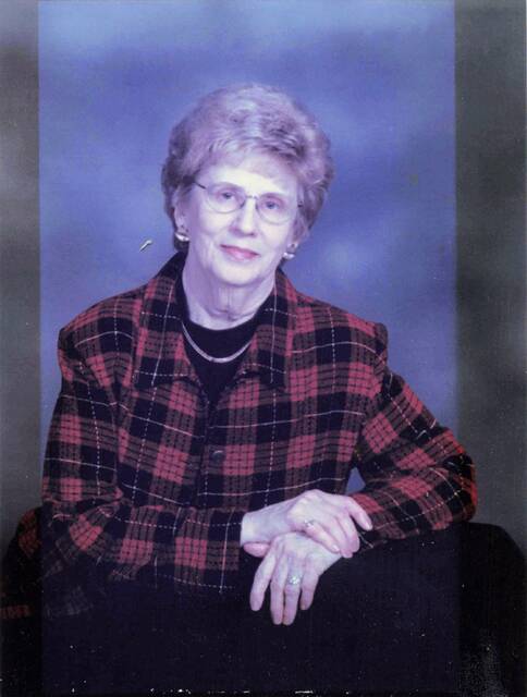 131737903_web1_NeldaLangton