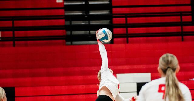 Devils Lake drops volleyball region opener to No. 1 Thompson