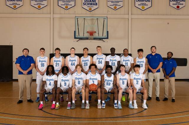 131896069_web1_lrsc-men-s-basketball-2025-26
Photo via lrscroyals.com