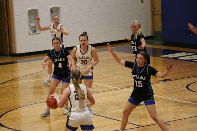 131969196_web1_benson-county-girls-basketball-12-1-25
Photo by Mojo Hill