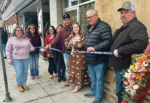Ribbon cutting for new downtown floral business