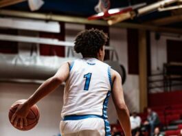 
			
				                                Jeremiah Johnson looks for an opening. (Photo by Cameron Carlson)
 
			
		