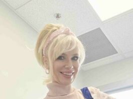 
			
				                                Jodi Ingstad, chief joyologist, wearing her fun little romper.
 
			
		