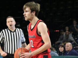 
			
				                                Hunter Hagler looks to pass during North Stars state qualifier game in Fargo. (Photo by Mojo Hill)
 
			
		