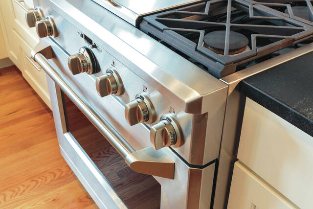 FARRMS invites local food producers to free webinar on growing your business with commercial kitchens