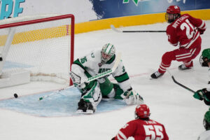 Wisconsin beats North Dakota 2-1 to reach its first Frozen Four final since 2010