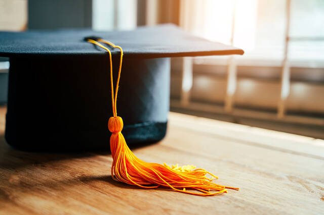 Score a good grade on a graduation dinner