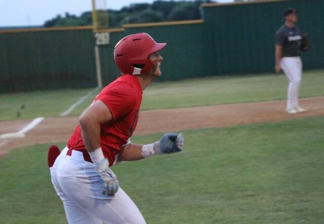 Ben Larson homers moments after Renner rain delay to spark Storm