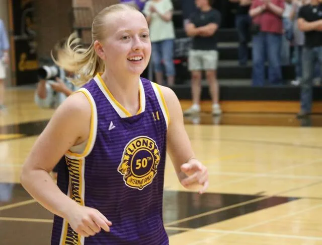 Aubrey Kenner plays final high school game before heading to University of Mary