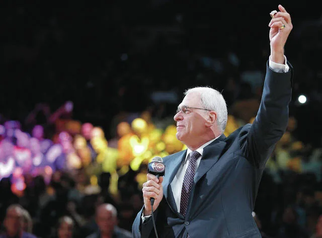 Lakers to unveil statue of championship-winning coach Phil Jackson next year