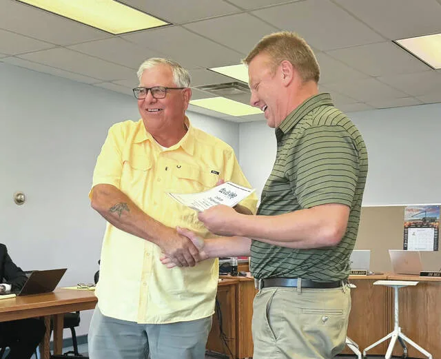 Mike Grafsgaard Receives Certificate Of Appreciation For 25 Years Of Service To Devils Lake