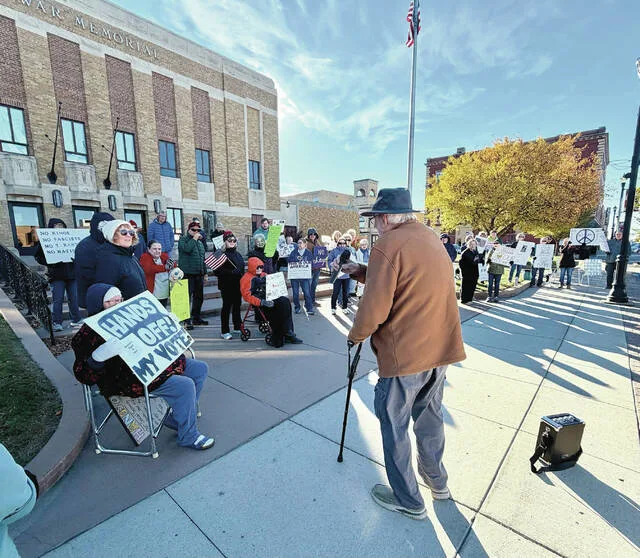 Latest ‘No Kings’ rally gathers in Devils Lake to encourage voter turnout for midterms